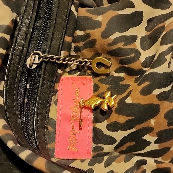 Betsey Johnson purse - Picture 7 of 7